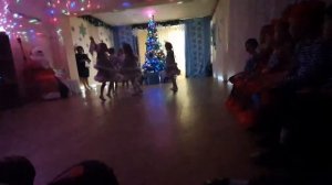 танец снегурочек подготовительная группа