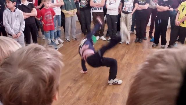 Рэп на голове. Разминка победителя. Джем. 7-9 лет. смотреть онлайн