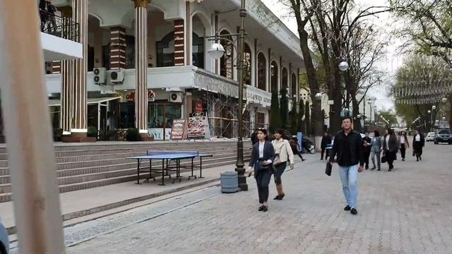 Uzbekistan Tashkent БРОДВЕЙ