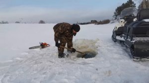 В поисках замора рыбы. Эксперименты на озере.