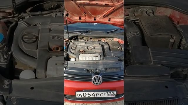 Амортизатор капота MONROE на vw golf 6.