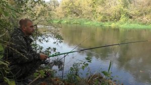Рыбалка на поплавок в октябре,клюет даже щука.