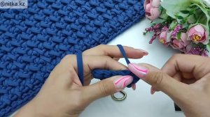 Crocheting a handbag for autumn Video lesson Вяжем сумочку на осень Видео урок