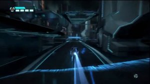TRON: Evolution (PS3) - Lightcycle Escape Scene