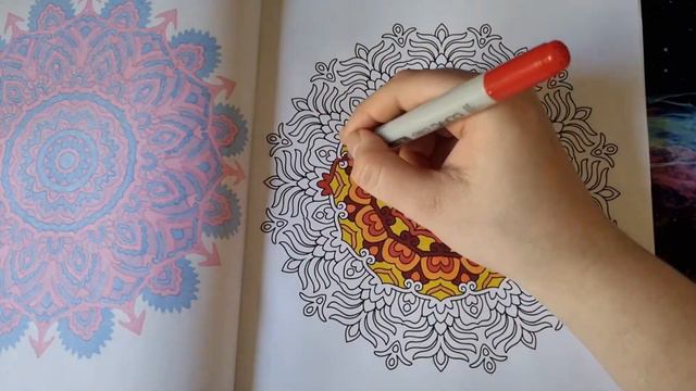 Speed Coloring | Kameliya Angelkova - 100 Beautiful Mandalas смотреть онлайн