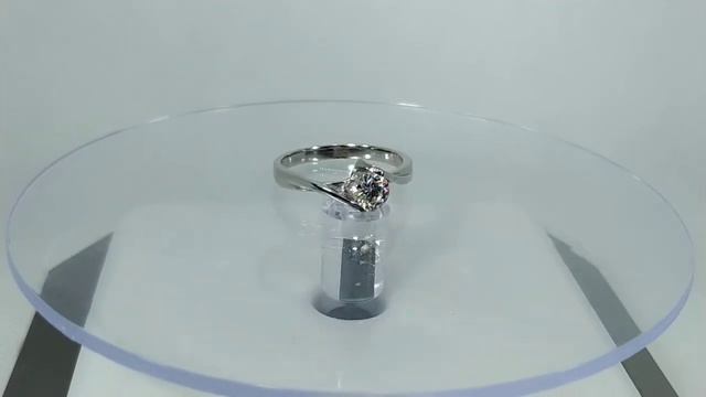 Кольцо с белым (D COLOR) муассанитом 0.5 ct (5 мм) Сердечки Размер 17.5 Серебро 925 смотреть онлайн