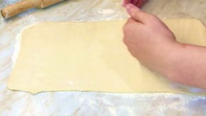 БУЛОЧКИ из слоеного теста с ВИШНЕЙ