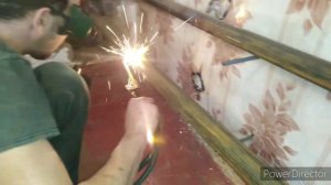 #отоплениевчастномдоме Варим отопление в доме. Газосварка.