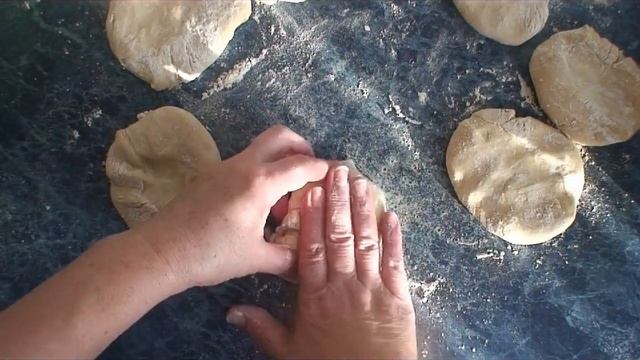 Рецепт: Лепешки на простокваше с картошкой