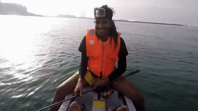 Kayak fishing in Dubai Canal - UAE смотреть онлайн