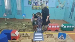 Как правильно переходить дорогу