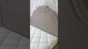 Дизайнерская кровать в классическом стиле. Модель Франческа