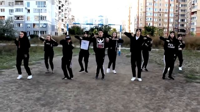 КРУТОЙ ТАНЕЦ МОЛОДЁЖИ! 1