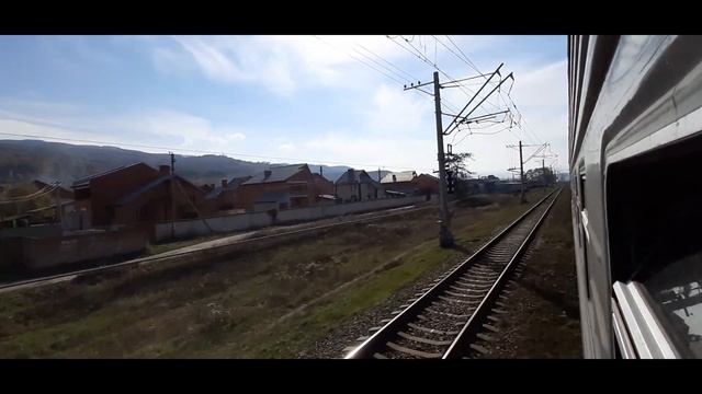 Красота Северного Кавказа из окна поезда на перегоне Ессентуки-Кисловодск смотреть онлайн