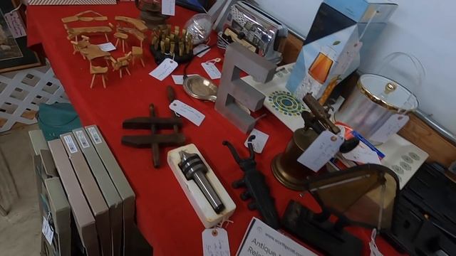 Antique Picking Through Kentucky, Arriving at Cave City смотреть онлайн