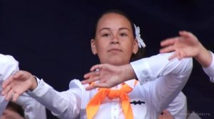 Зажигай! - выступление 6 класса на 1-е сентября 2013