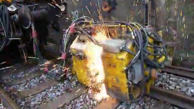 Путевая Рельсосварочная Самоходная Машина ПРСМ 3.1 №8 смотреть онлайн