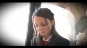 Фокси Ди садится в автобус. Прогулка по городу