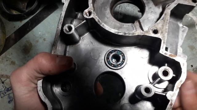 КАК ВЫТАЩИТЬ ПОДШИПНИК С ГЛУХОГО ПОСАДОЧНОГО МЕСТА БЕЗ СЪЕМНИКОВ??