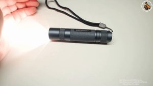 Convoy S2+ NICHIA 519A - хороший EDC фонарь с батареей в комплекте.