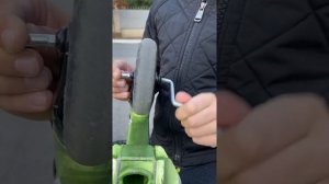 Как открутить переднее колесо трюкового самоката