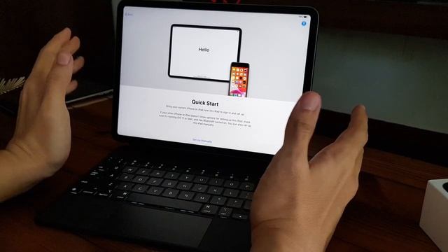 2020 iPad Pro + Magic Keyboard Unboxing, Set Up and First Impressions