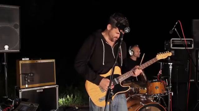 Juanes - La Camisa Negra смотреть онлайн