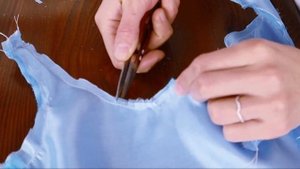 ПЛАТЬЕ ДЛЯ ДЕВОЧКИ / DIY/ КАК СШИТЬ ПЛАТЬЕ БЕЗ ВЫКРОЙКИ