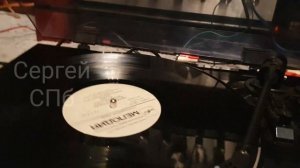 Denon DP-300F