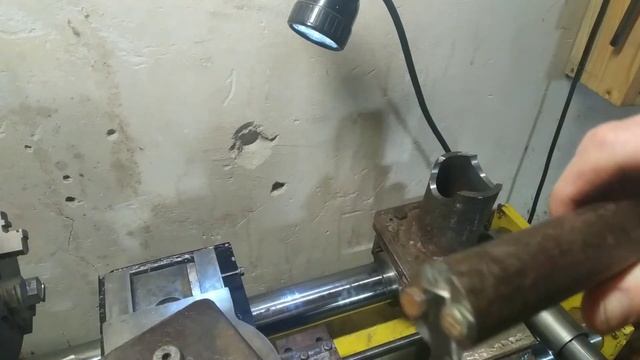 Самодельный токарный по металлу.Задняя бабка
