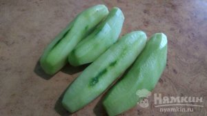 Быстрый салат из огурцов