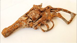 Реставрация старинного револьвера Webley