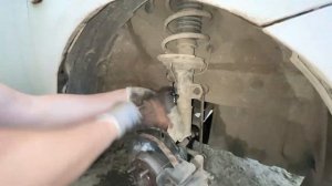 Замена переднего тормозного шлангана Хендэ Солярис(Hyundai Solaris).Прокачка торомзов.Своими руками