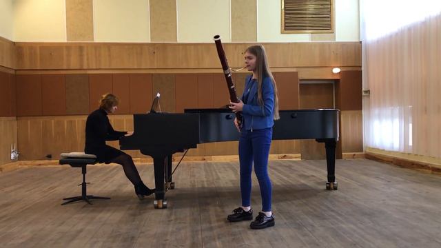 N.Rimsky-Korsakov - Flight of the Bumblebee смотреть онлайн