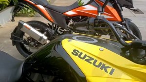 Suzuki V Strom 250 SX VS KTM 250 Adventure