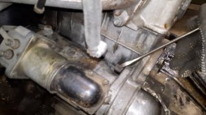 Как легко снять стартер с москвича.