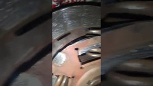 Если заклинил диск сцепления,редчайшая поломка)))