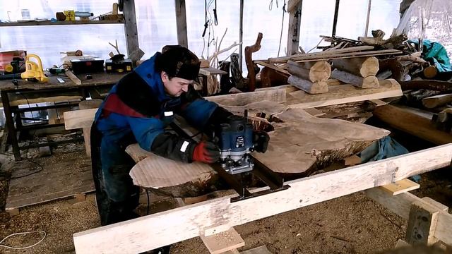 Выравнивание заготовки дубового торца-столешницы. смотреть онлайн