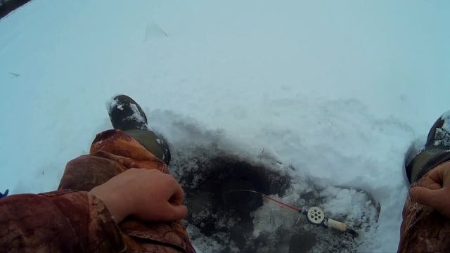 РЫБАЛКА НА РЕКЕ ЗИМОЙ - ЛОВЛЯ СОПЫ на мормышку… Зимняя рыбалка на подлещика