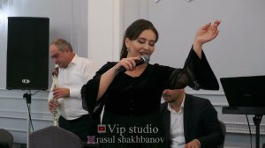 Очень Красиво спела песню на свадьбе #песня #свадьба