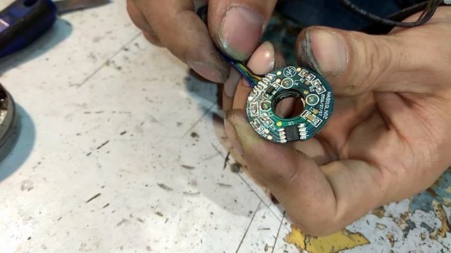 Ремонт вентилятора куллера MSI RX550, MSI RX550 Cooler Fan Repair