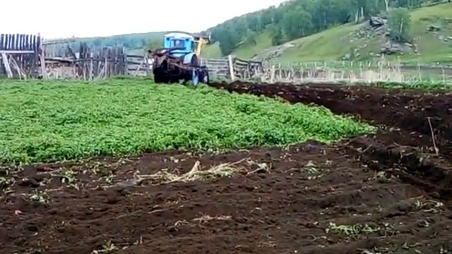 Вспашка Т-40 смотреть онлайн
