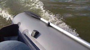 Доработанный мерк 3.3 на глиссе. Лодка reef335 нднд