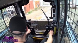 обзор  New Holland l 215