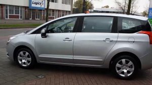 Peugeot 5008 1.6 Thp 16v 7-persoons Airco Panoramadak Cruise control 16" LM