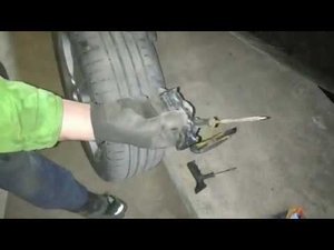 Как я устраняю проколы в колесах.