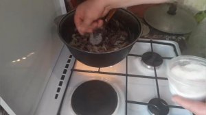 Плов из гусиных желудков.