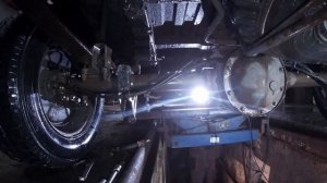 Mercedes-Benz Спринтер 311 ЗАМЕНА ЗАДНЕГО МОСТА .Пинки при трогание с места.