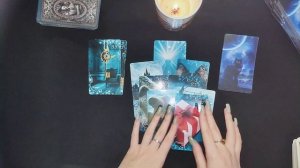 Как вас видят мужчины и окружающие люди? •Таро расклад онлайн