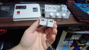 Холодильная витрина не холодит  замена старого контроллера на новый